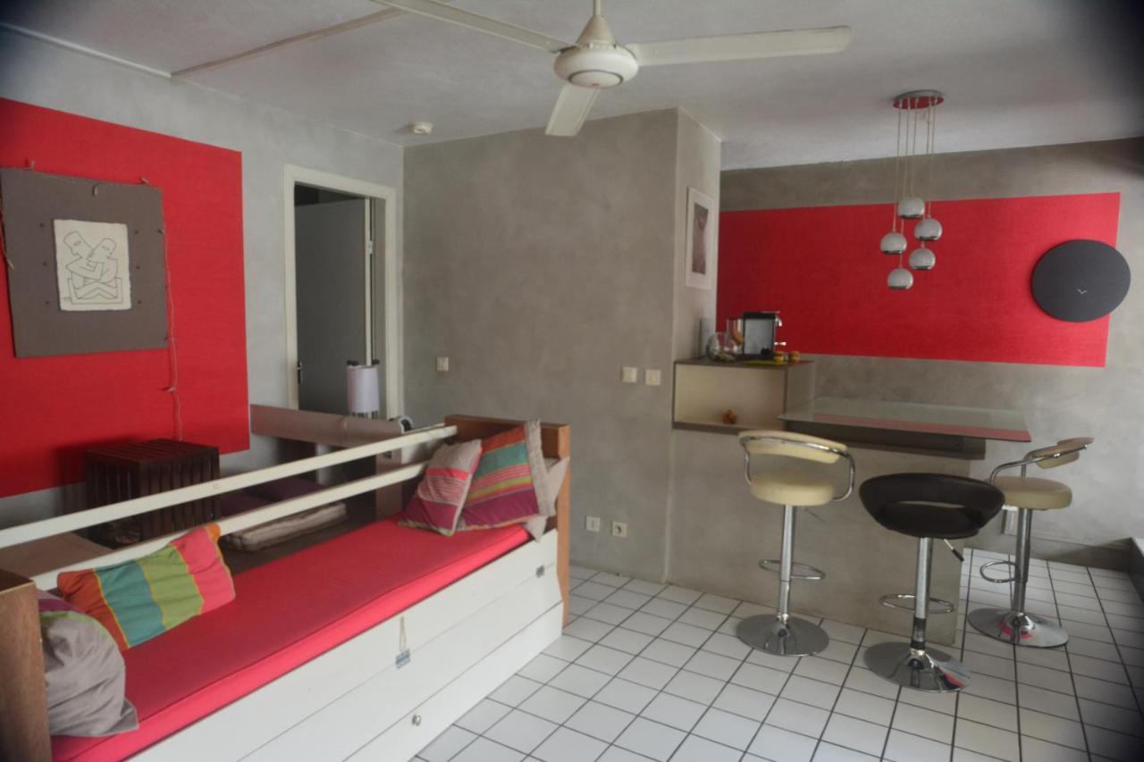 Un Pied-A-Terre Au Centre De Papeete Apartment Папеете Екстериор снимка